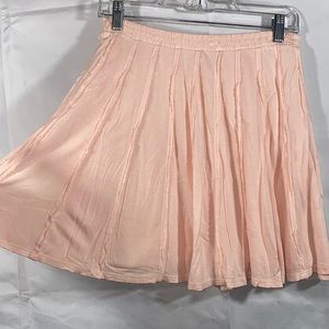 Lauren Conrad light pink skirt size Small